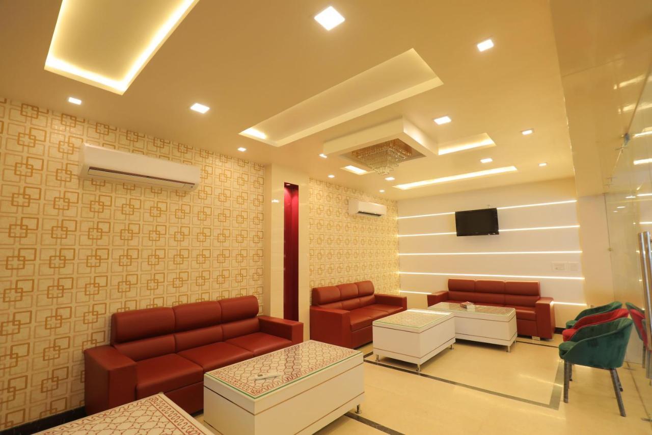 Hotel Sahib'S Red Carpet - Family & Corporate Hotel Chain Agra  Exterior photo