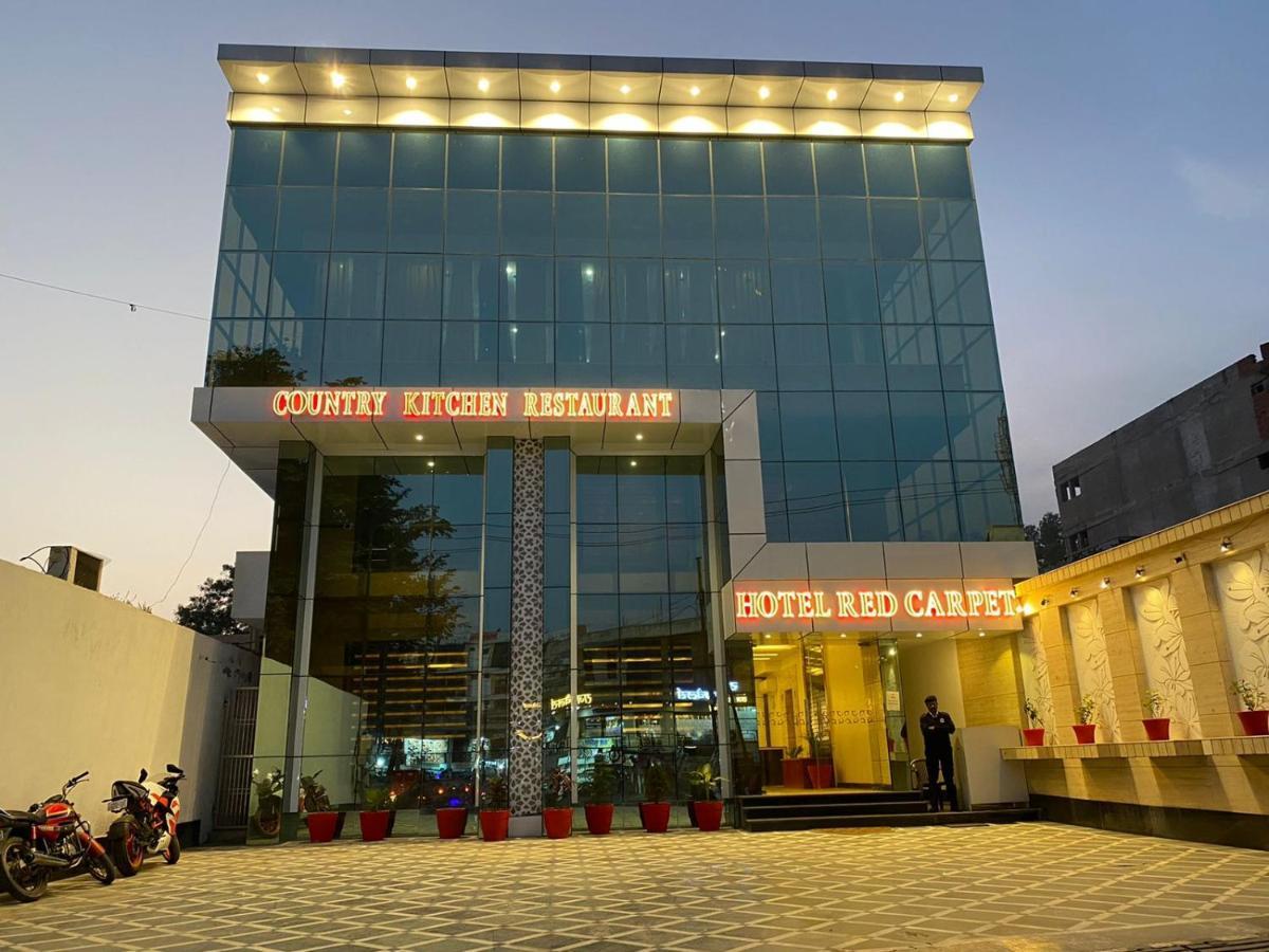 Hotel Sahib'S Red Carpet - Family & Corporate Hotel Chain Agra  Exterior photo